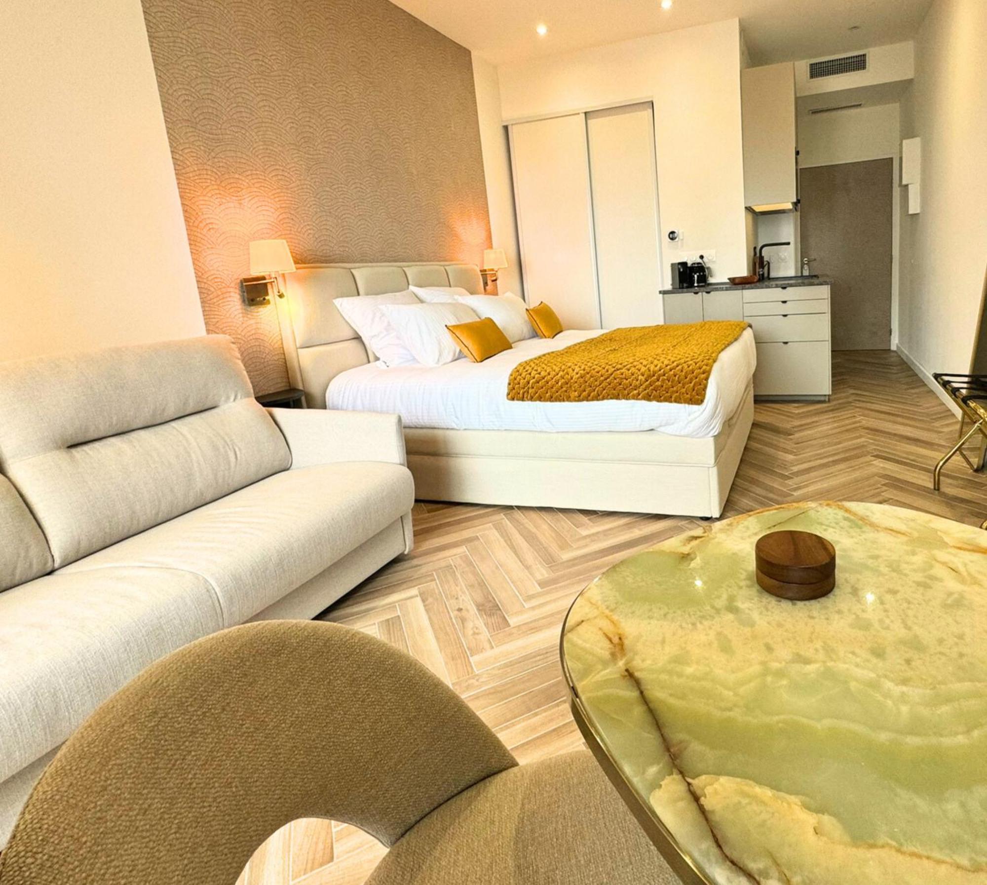 Monaco Border Luxury Suite - Sea View - Pool Beausoleil Ngoại thất bức ảnh