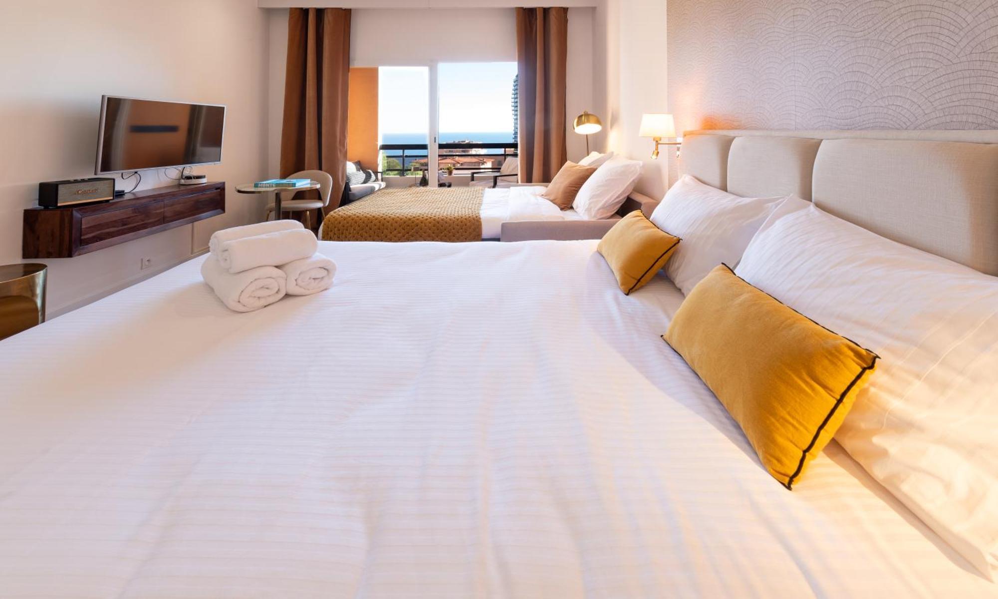 Monaco Border Luxury Suite - Sea View - Pool Beausoleil Ngoại thất bức ảnh